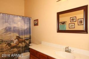 2233 E Park Ave, Gilbert, AZ 85234 photo 27