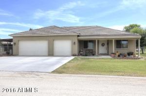 2233 E Park Ave, Gilbert, AZ 85234 photo 1