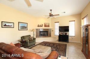 2233 E Park Ave, Gilbert, AZ 85234 photo 9