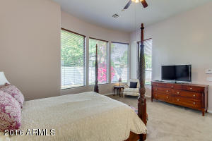 622 W Leah Ave, Gilbert, AZ 85233 photo 17