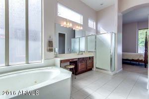 622 W Leah Ave, Gilbert, AZ 85233 photo 20