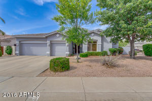 622 W Leah Ave, Gilbert, AZ 85233 photo 1