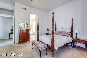 622 W Leah Ave, Gilbert, AZ 85233 photo 16