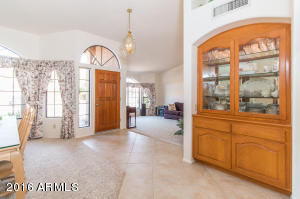 1149 W Iris Dr, Gilbert, AZ 85233 photo 2