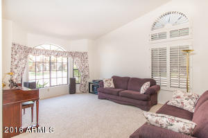 1149 W Iris Dr, Gilbert, AZ 85233 photo 3