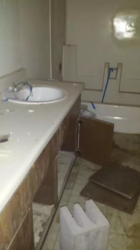 205 E Lawrence Blvd, Avondale, AZ 85323 photo 10