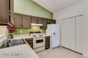860 E Bruce Ave, Gilbert, AZ 85234 photo 14