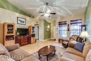 860 E Bruce Ave, Gilbert, AZ 85234 photo 9