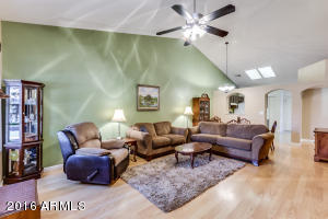 860 E Bruce Ave, Gilbert, AZ 85234 photo 6