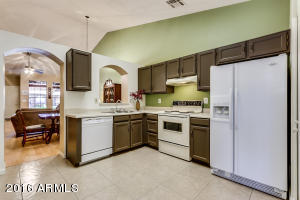 860 E Bruce Ave, Gilbert, AZ 85234 photo 13