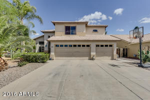 1040 E Bruce Ave, Gilbert, AZ 85234 photo 1