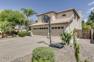 1040 E Bruce Ave, Gilbert, AZ 85234 photo 3