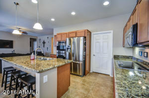 3842 E Amber Ln, Gilbert, AZ 85296 photo 6