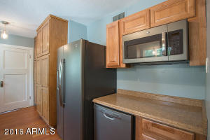 1406 Earll Dr, Phoenix, AZ 85014 photo 9