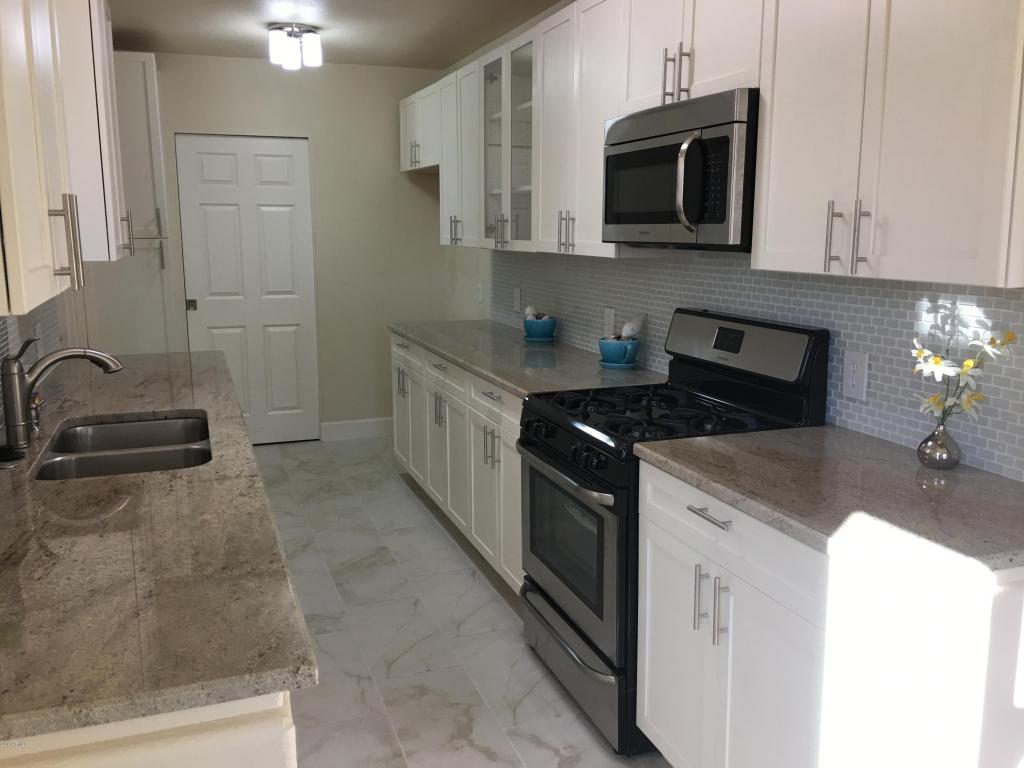 2844 E Avalon Dr, Phoenix, AZ 85016 photo 7