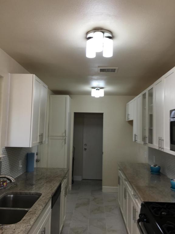 2844 E Avalon Dr, Phoenix, AZ 85016 photo 8