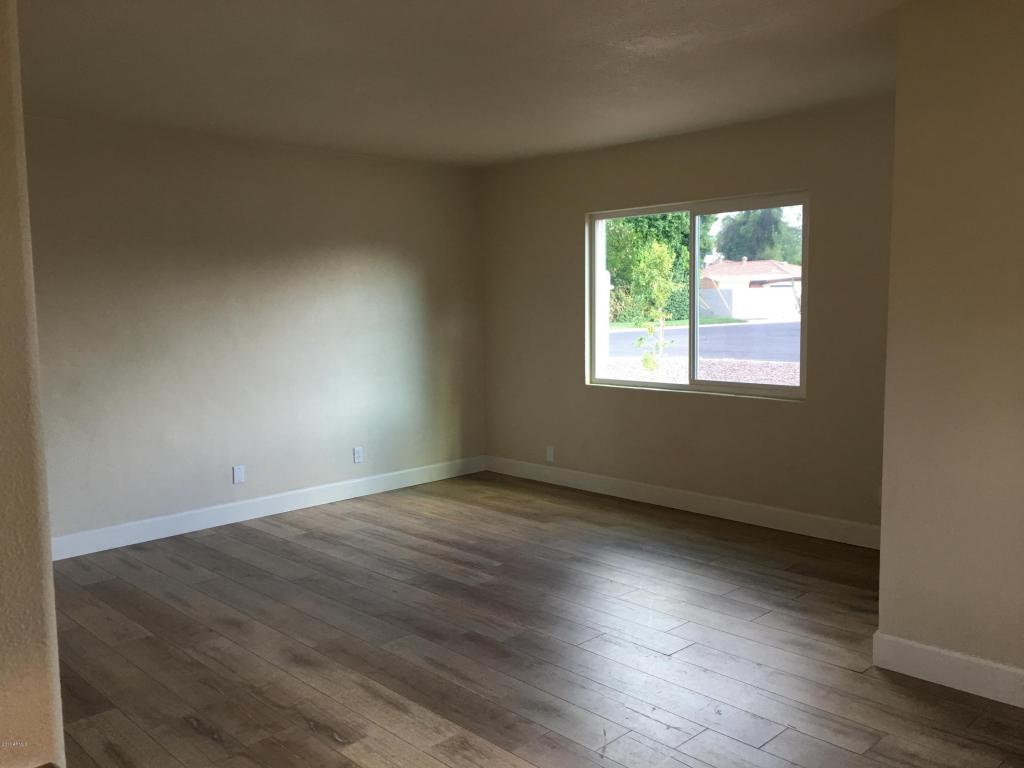 2844 E Avalon Dr, Phoenix, AZ 85016 photo 4