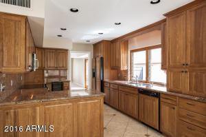 4557 E Corral Rd, Phoenix, AZ 85044 photo 5