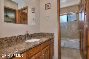 233 E Sarah Ln, Tempe, AZ 85284 photo 20