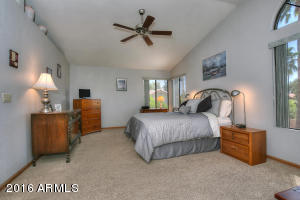 233 E Sarah Ln, Tempe, AZ 85284 photo 14