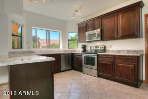 233 E Sarah Ln, Tempe, AZ 85284 photo 6