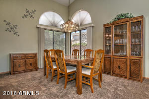 233 E Sarah Ln, Tempe, AZ 85284 photo 5