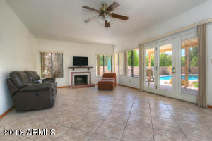 233 E Sarah Ln, Tempe, AZ 85284 photo 12
