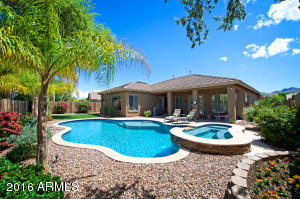 3866 E Dubois Ave, Gilbert, AZ 85298 photo 1