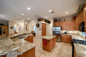 3866 E Dubois Ave, Gilbert, AZ 85298 photo 8