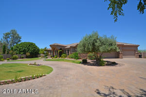 2176 E Pickett Ct, Gilbert, AZ 85298 photo 2