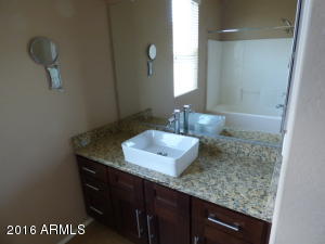 5225 W Odeum Ln, Phoenix, AZ 85043 photo 11