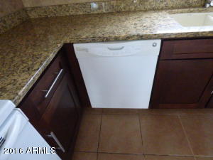 5225 W Odeum Ln, Phoenix, AZ 85043 photo 7