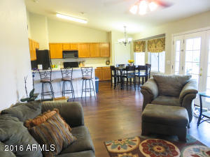 926 S Seton St, Mesa, AZ 85206 photo 4