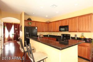 1810 E Donner Dr, Phoenix, AZ 85042 photo 7
