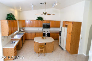 626 E Sage Brush St, Gilbert, AZ 85296 photo 9