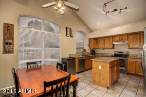 540 W Navarro Ave, Mesa, AZ 85210 photo 3