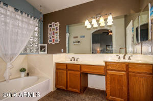 540 W Navarro Ave, Mesa, AZ 85210 photo 25