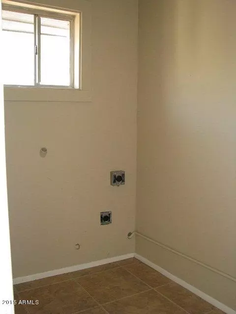 1549 E Cinnabar Ave, Phoenix, AZ 85020 photo 5