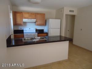 528 E Holmes Ave, Mesa, AZ 85204 photo 4