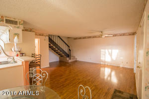 13207 N 3rd Pl, Phoenix, AZ 85022 photo 2