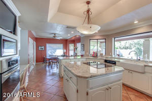 80 E Palomino Dr, Tempe, AZ 85284 photo 5
