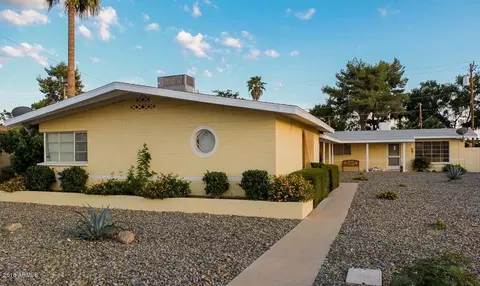 3615 E Glenrosa Ave, Phoenix, AZ 85018 photo 2