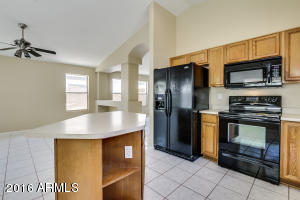 4758 E Mountain Sage Dr, Phoenix, AZ 85044 photo 3