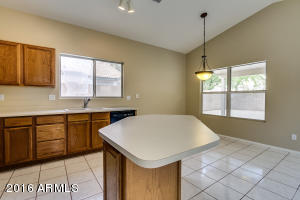 4758 E Mountain Sage Dr, Phoenix, AZ 85044 photo 6