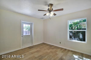 1419 Earll Dr, Phoenix, AZ 85014 photo 13