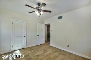 1419 Earll Dr, Phoenix, AZ 85014 photo 14
