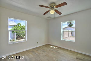 1419 Earll Dr, Phoenix, AZ 85014 photo 15