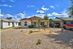 1419 Earll Dr, Phoenix, AZ 85014 photo 2