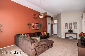 749 W Smoke Tree Rd, Gilbert, AZ 85233 photo 6