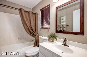 749 W Smoke Tree Rd, Gilbert, AZ 85233 photo 15